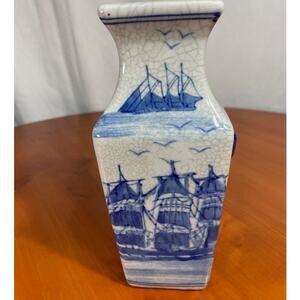 VINTAGE SEYMORE MANN NAUTICAL SAILING SHIPS PORCELAIN VASE